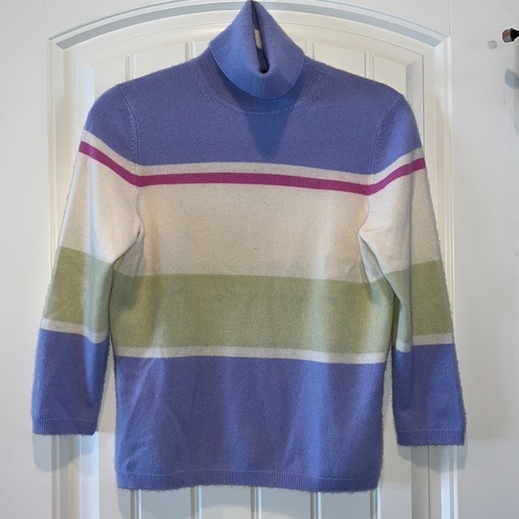𝅺BEAUTIFUL pastel stripe Ann Taylor cashmere turtleneck sweater 3/4 sleeve M - Picture 1 of 7
